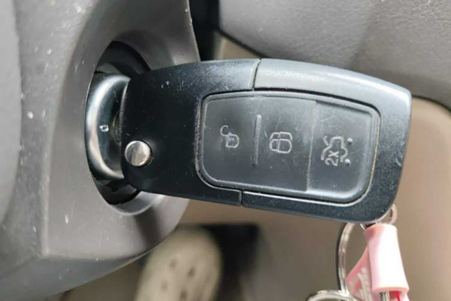 Used Ford Focus 2013 Hatchback Classic 1.8L Automatic Fashion Edition Vehicle Key