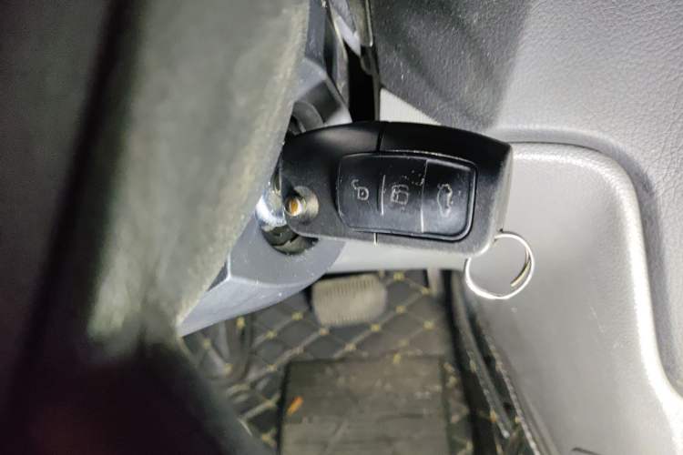 Used Ford Focus 2013 Hatchback Classic 1.8L Automatic Base Model Vehicle Key