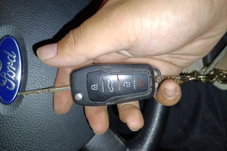 Used Ford Focus 2013 Hatchback Classic 1.8L Automatic Base Model Vehicle Key