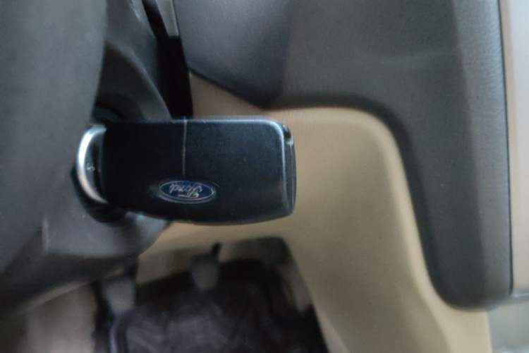 Used Ford Focus 2013 Hatchback Classic 1.8L Manual Fashion Edition Vehicle Key