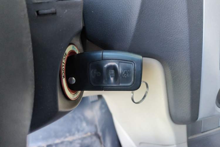 Used Ford Focus 2013 Hatchback Classic 1.8L Manual Fashion Edition Vehicle Key