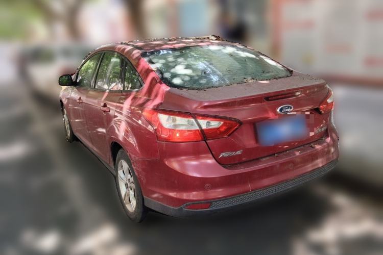 Used Ford Focus 2014 Hatchback Classic 1.8L Manual in Cool White Collector's Edition Rear Left 45 Deg
