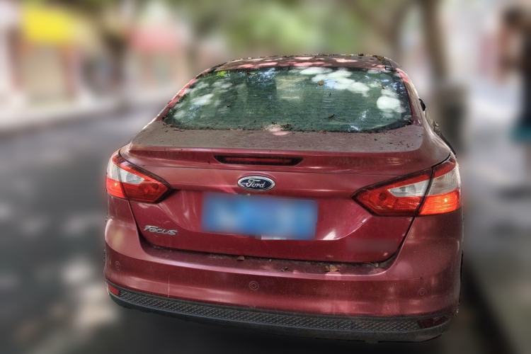 Used Ford Focus 2014 Hatchback Classic 1.8L Manual in Cool White Collector's Edition Rear