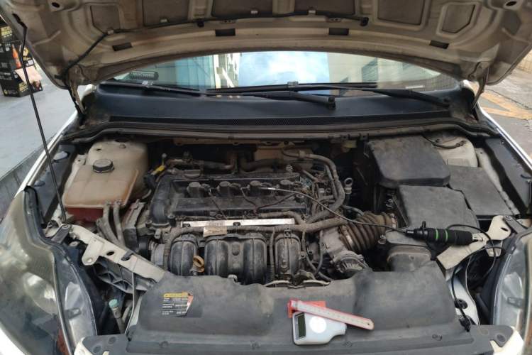 Used Ford Focus 2014 Hatchback Classic 1.8L Automatic Cool White Collector's Edition Engine Bay