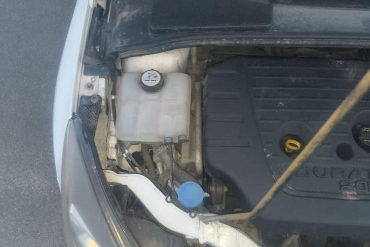 Used Ford Focus  Engine Bay Right