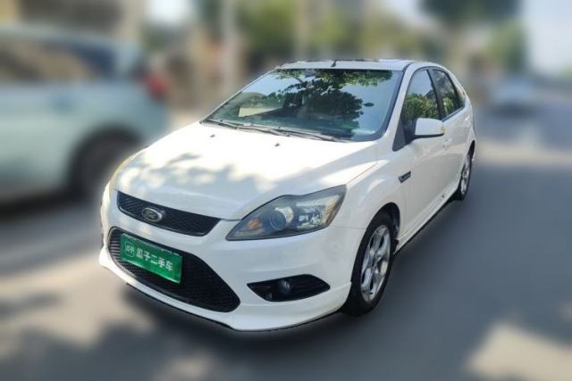 Used Ford Focus 2014 Hatchback Classic 1.8L Automatic Cool White Collector's Edition