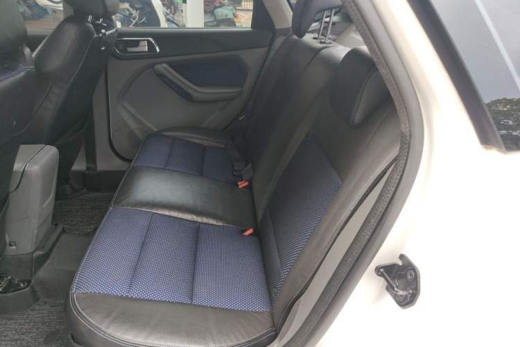 Used Ford Focus 2014 Hatchback Classic 1.8L Automatic Cool White Collector's Edition Left Rear Seat