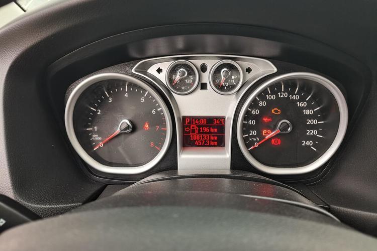 Used Ford Focus 2014 Hatchback Classic 1.8L Automatic Cool White Collector's Edition Odometer Close Up