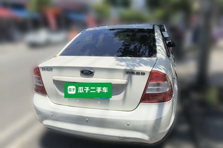 Used Ford Focus 2014 Hatchback Classic 1.8L Automatic Cool White Collector's Edition Rear