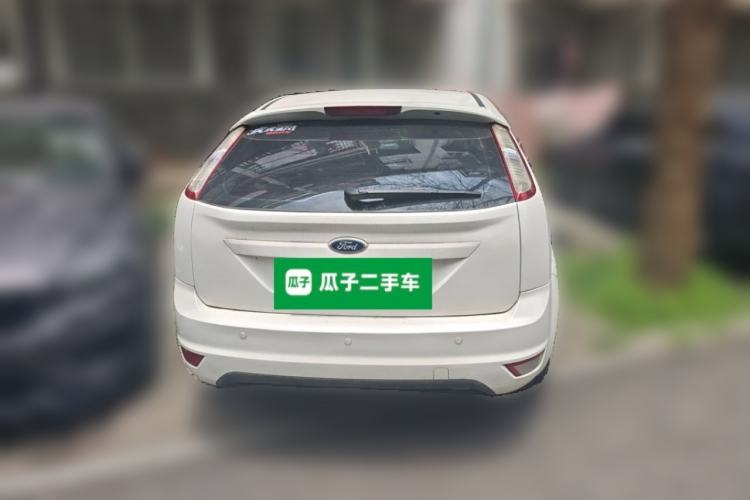 Used Ford Focus 2014 Hatchback Classic 1.8L Automatic Cool White Collector's Edition Rear