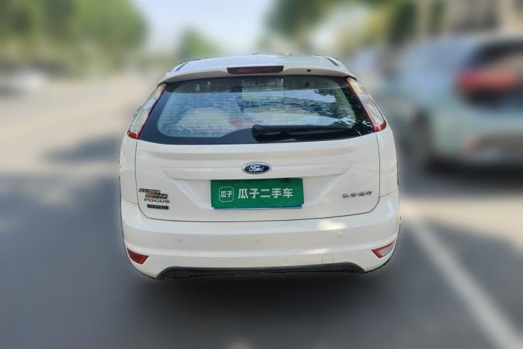 Used Ford Focus 2014 Hatchback Classic 1.8L Automatic Cool White Collector's Edition Rear