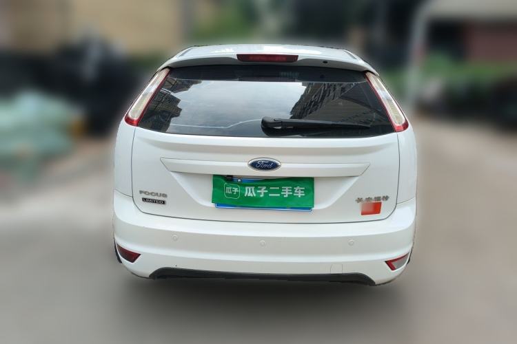 Used Ford Focus 2014 Hatchback Classic 1.8L Automatic Cool White Collector's Edition Rear