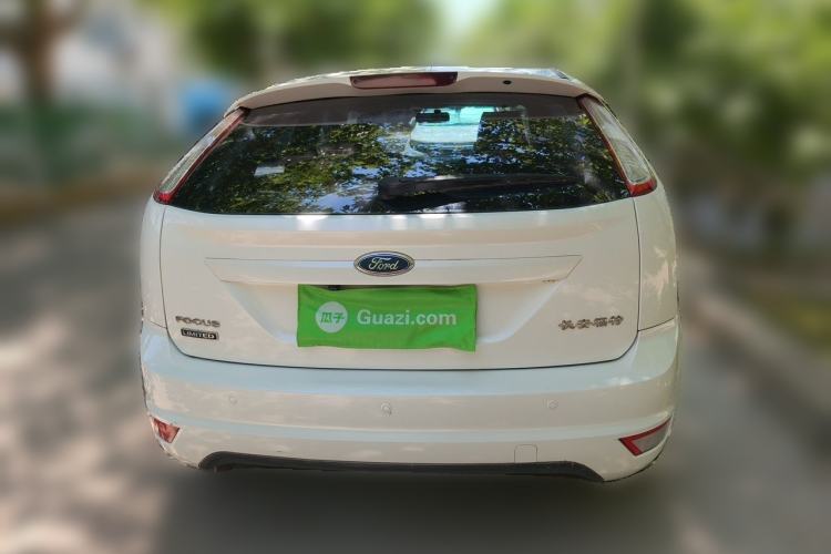 Used Ford Focus 2014 Hatchback Classic 1.8L Automatic Cool White Collector's Edition Rear