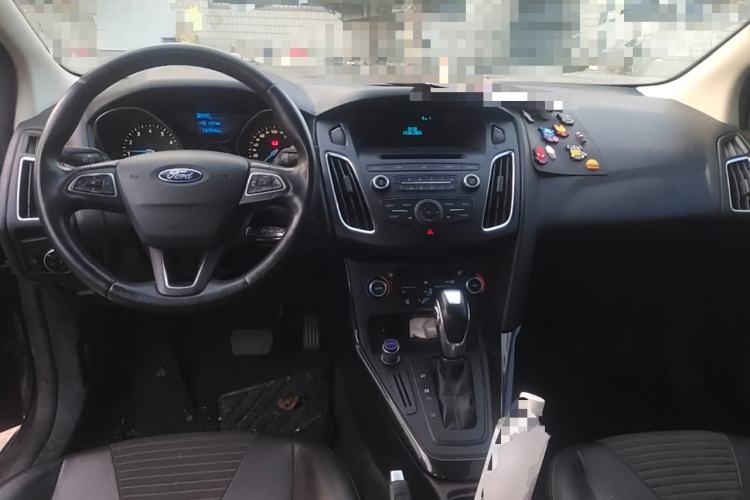 Used Ford Focus 2015 Sedan 1.6L Automatic Trend Model Center Console