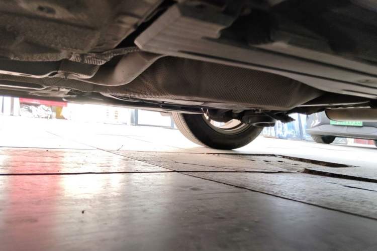 Used Ford Focus 2015 Sedan EcoBoost 180 Automatic Elite Model Chassis Rear Left