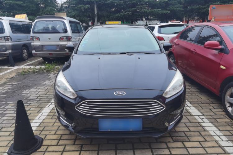 Used Ford Focus 2015 Sedan 1.6L Automatic Trend Model Exterior 1