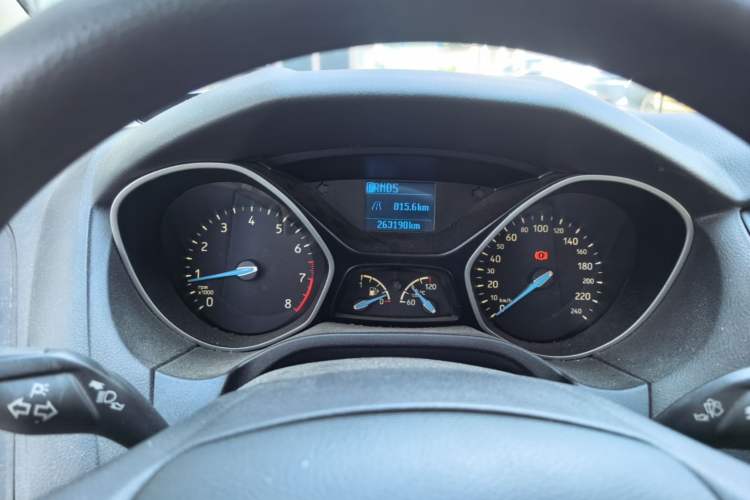 Used Ford Focus 2015 Sedan 1.6L Automatic Comfort Model Instrument Cluster