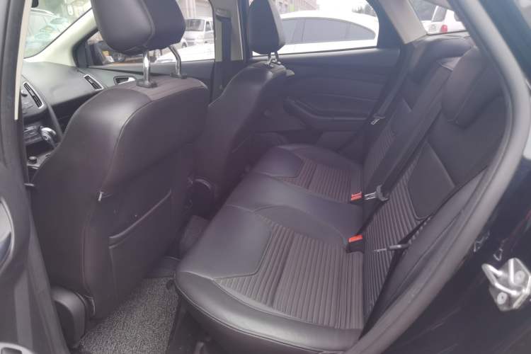 Used Ford Focus 2015 Sedan 1.6L Automatic Trend Model Interior 1