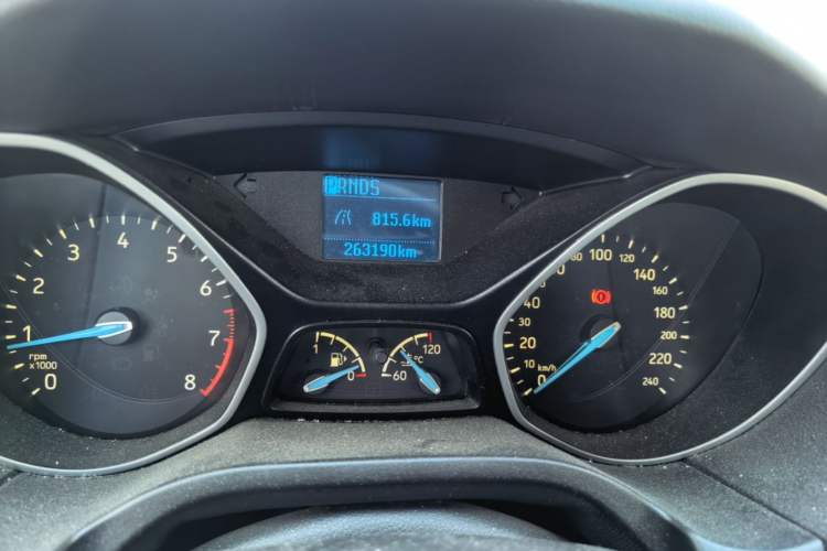 Used Ford Focus 2015 Sedan 1.6L Automatic Comfort Model Odometer Close Up