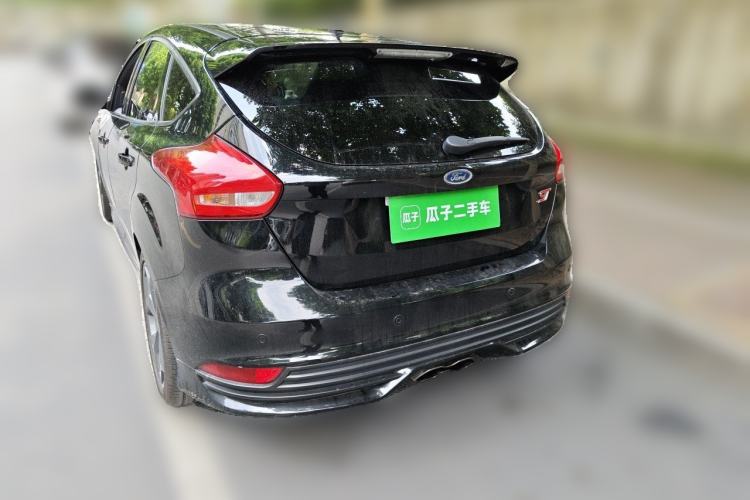 Used Ford Focus 2015 2.0T ST Standard Edition Rear Left 45 Deg