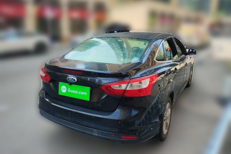 Used Ford Focus 2015 Sedan 1.6L Automatic Trend Model Rear Right 45 Deg
