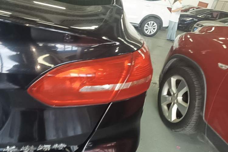 Used Ford Focus 2015 Sedan 1.6L Automatic Comfort Model Right Rear Taillight