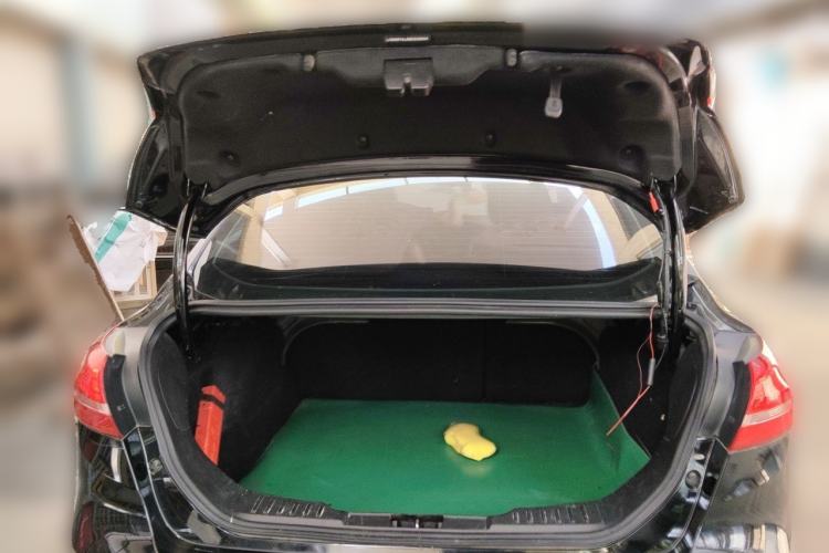 Used Ford Focus 2015 Sedan EcoBoost 180 Automatic Elite Model Trunk