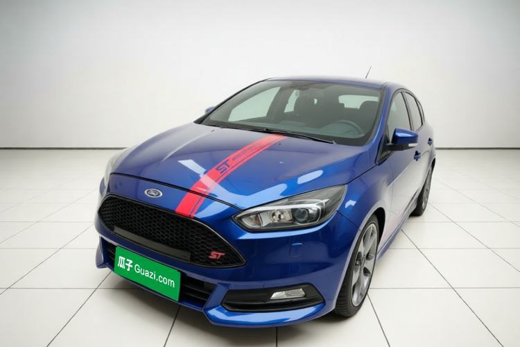Used Ford Focus 2015 2.0T ST Standard Edition Guazi used car, China used car export, Used car for sale, Used  cars, Cheapest cars for sale