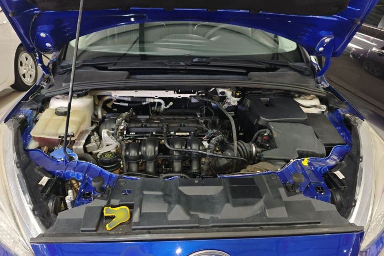 Used Ford Focus 2015 Sedan 1.6L Automatic Comfort Model Engine Bay