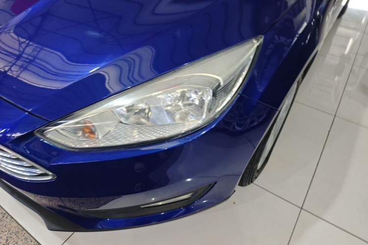 Used Ford Focus 2015 Sedan 1.6L Automatic Comfort Model Left Front Headlight