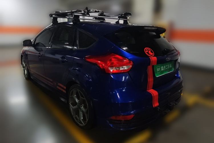 Used Ford Focus 2015 2.0T ST Standard Edition Rear Left 45 Deg