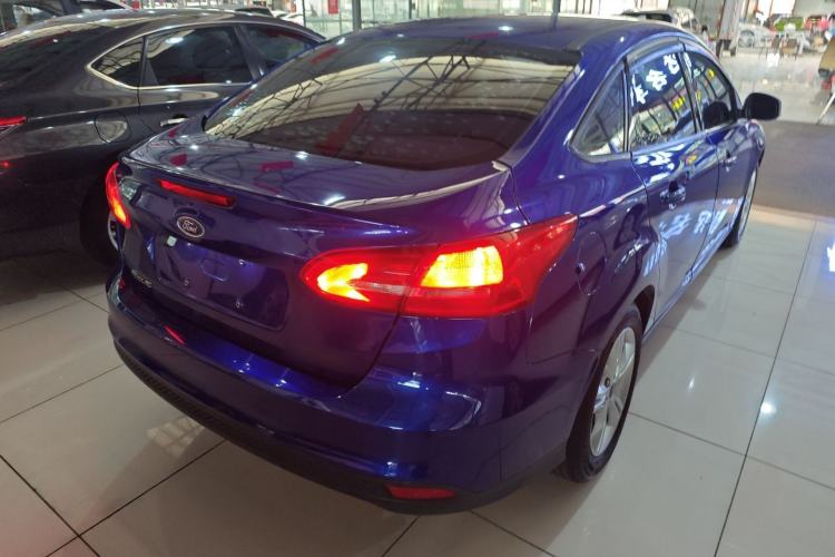 Used Ford Focus 2015 Sedan 1.6L Automatic Comfort Model Rear Right 45 Deg