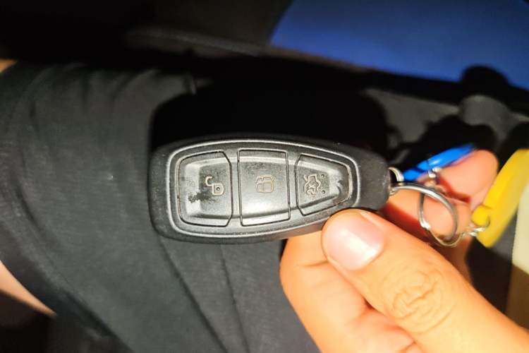 Used Ford Focus 2015 2.0T ST Standard Edition Vehicle Key