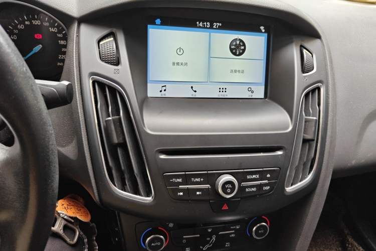 Used Ford Focus 2015 Sedan EcoBoost 180 Automatic Elite Model Audio And AC Panel