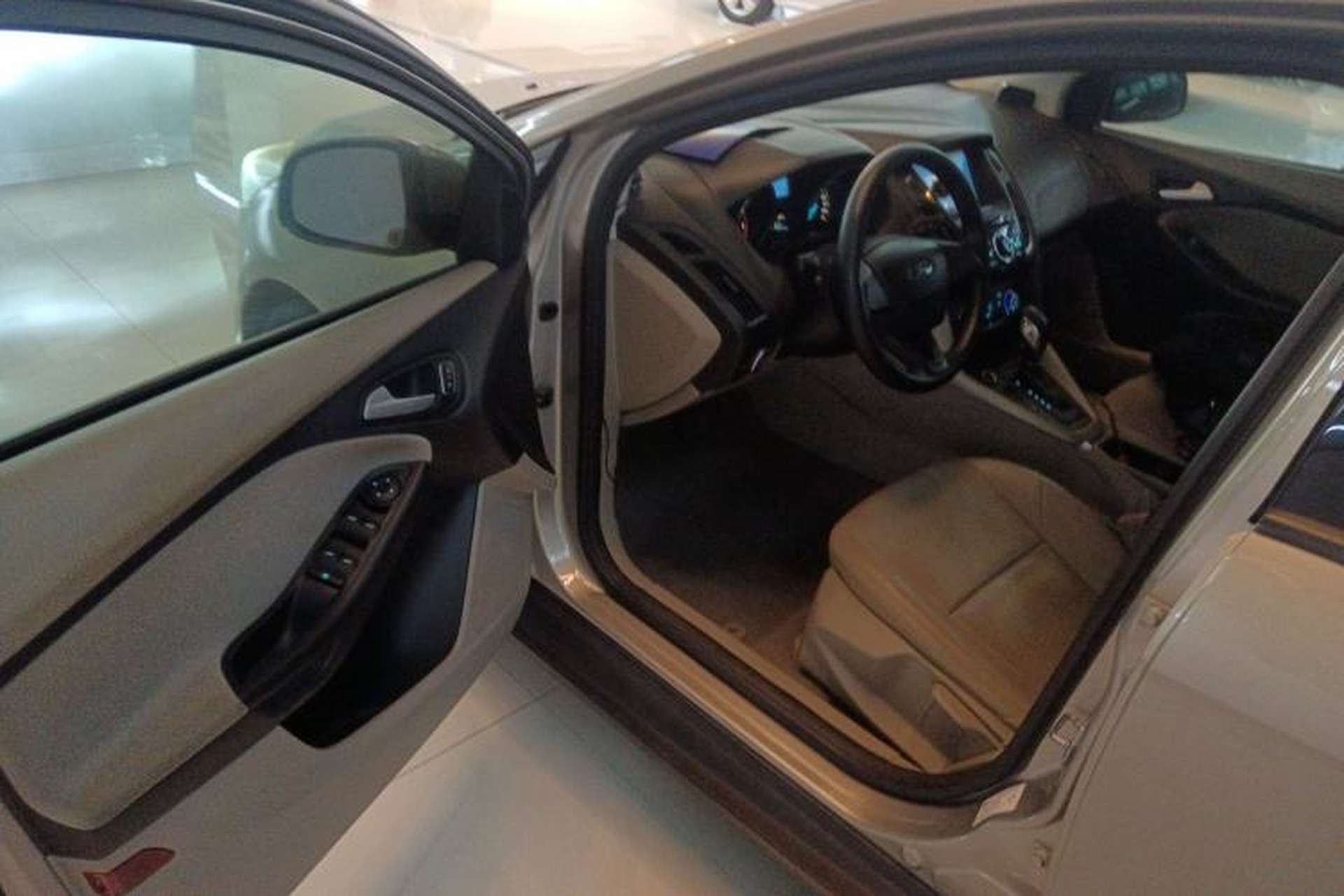 Used Ford Focus 2015 Sedan 1.6L Automatic Comfort Model Driver Seat
