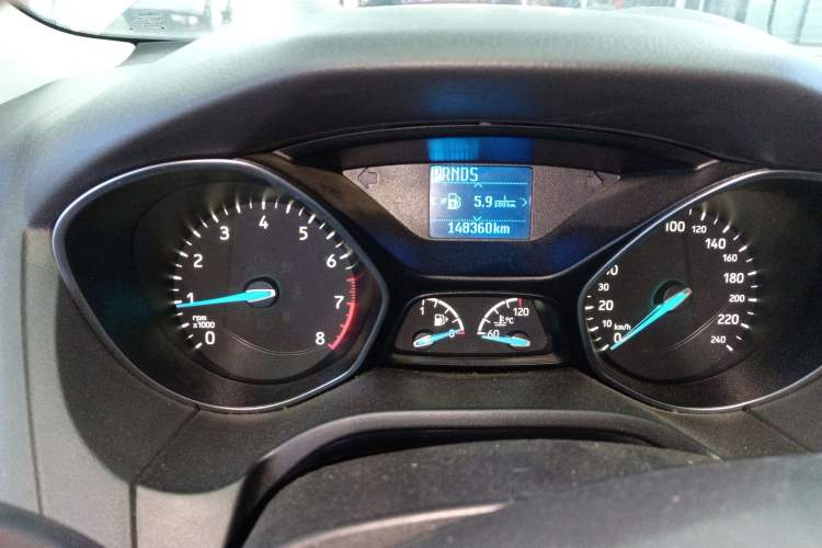 Used Ford Focus 2015 Sedan EcoBoost 125 Automatic Supreme Style Edition Instrument Cluster