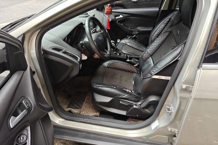 Used Ford Focus 2015 Sedan EcoBoost 180 Automatic Elite Model Left Front Seat