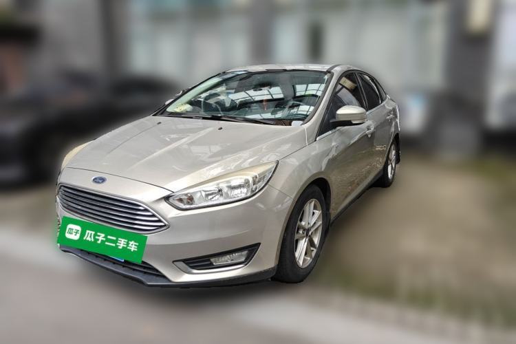 Used Ford Focus 2015 Sedan EcoBoost 180 Automatic Elite Model Guazi used car, China used car export, Used car for sale, Used cars, Cheapest cars for sale