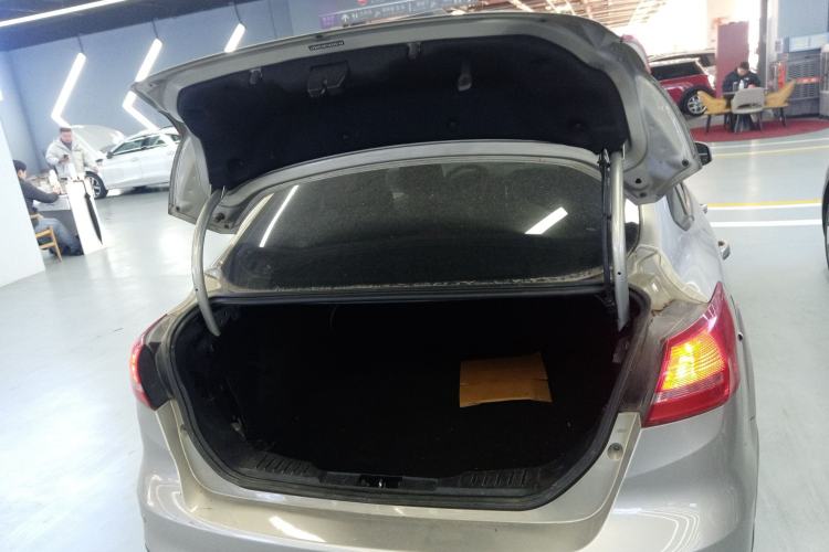 Used Ford Focus 2015 Sedan EcoBoost 125 Automatic Supreme Style Edition Trunk