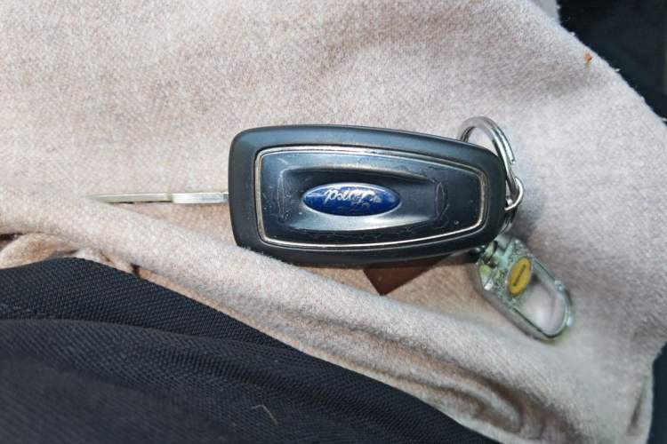 Used Ford Focus 2015 Sedan 1.6L Automatic Comfort Model Vehicle Key