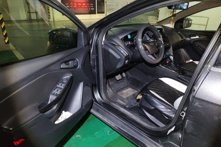 Used Ford Focus 2015 Sedan 1.6L Automatic Trend Model Driver Seat