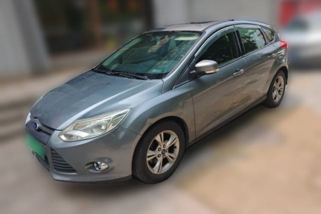 Used Ford Focus 2015 Hatchback 1.6L Manual Fashion Edition