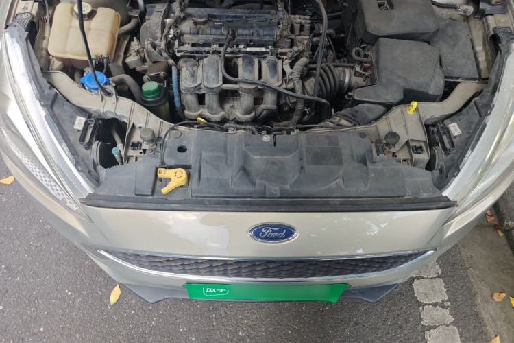 Used Ford Focus 2015 Sedan 1.6L Automatic Trend Model Engine Bay