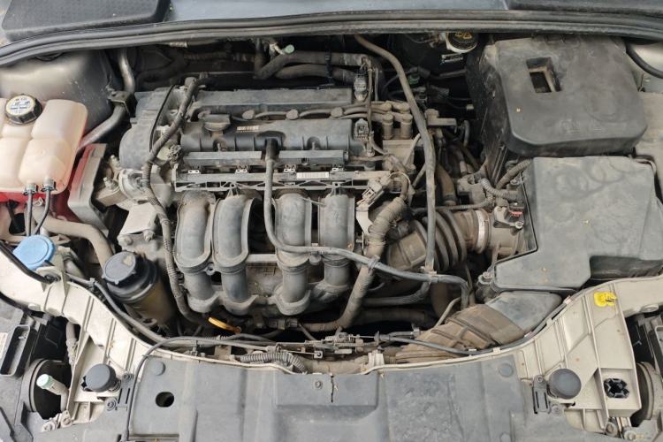 Used Ford Focus 2015 Sedan 1.6L Automatic Trend Model Engine Bay