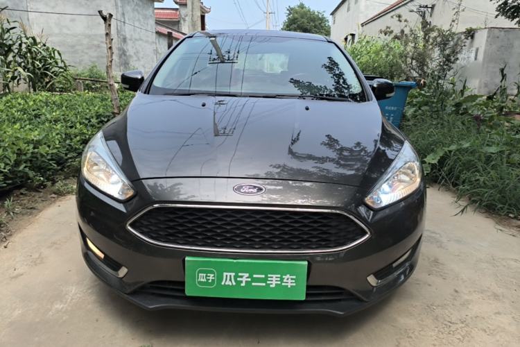 Used Ford Focus 2015 Hatchback EcoBoost 125 Automatic Supreme Style Edition Front