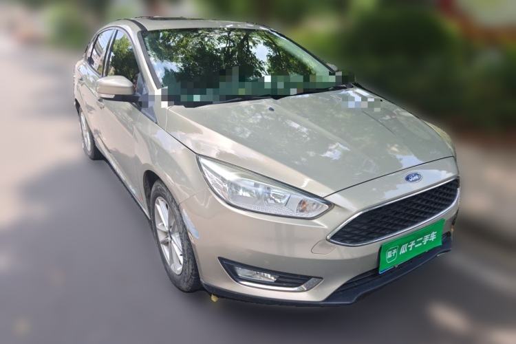 Used Ford Focus 2015 Sedan 1.6L Automatic Trend Model Front Right 45 Deg