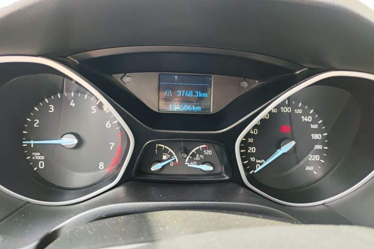 Used Ford Focus 2015 Sedan 1.6L Manual Comfort Model Instrument Cluster
