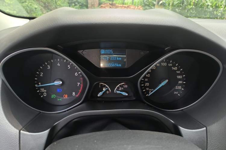 Used Ford Focus 2015 Hatchback EcoBoost 125 Automatic Supreme Style Edition Instrument Cluster