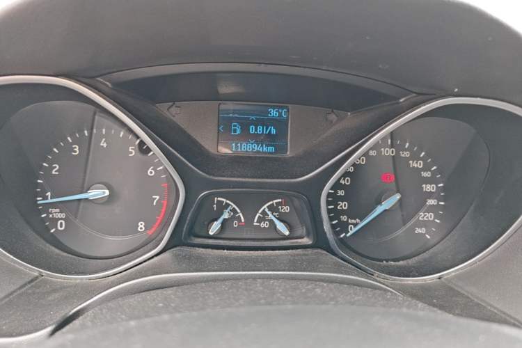 Used Ford Focus 2015 Sedan 1.6L Manual Fashion Edition Instrument Cluster