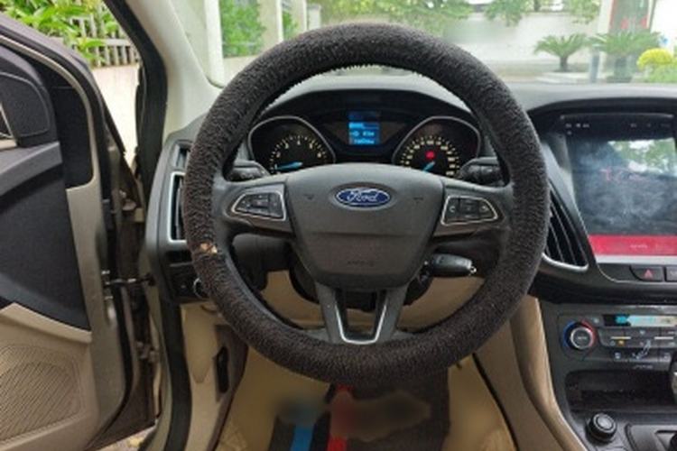 Used Ford Focus 2015 Sedan 1.6L Automatic Trend Model Interior 1
